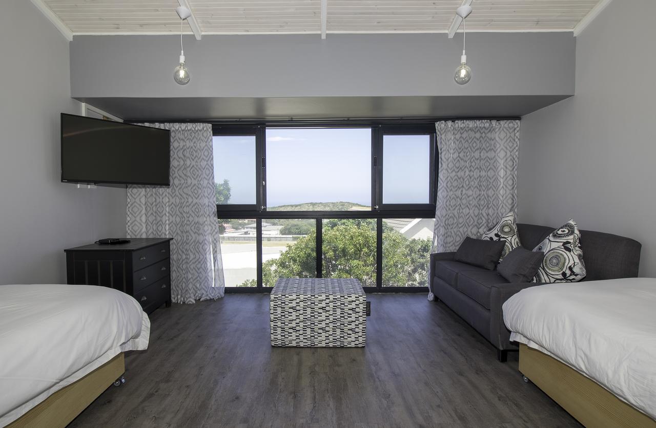 Sky Blue Guest House كينتون اون سي المظهر الخارجي الصورة